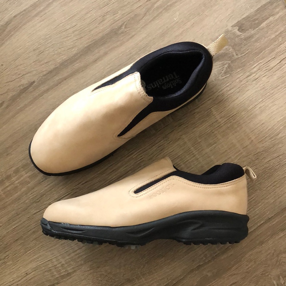 Footjoy softjoys golf shoes NEW